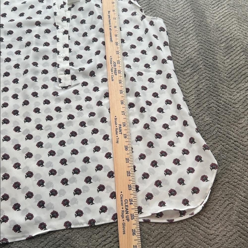 New LOFT Outlet Sleeveless Floral Blouse White Pink Size Small Lightweight Top - Picture 8 of 8